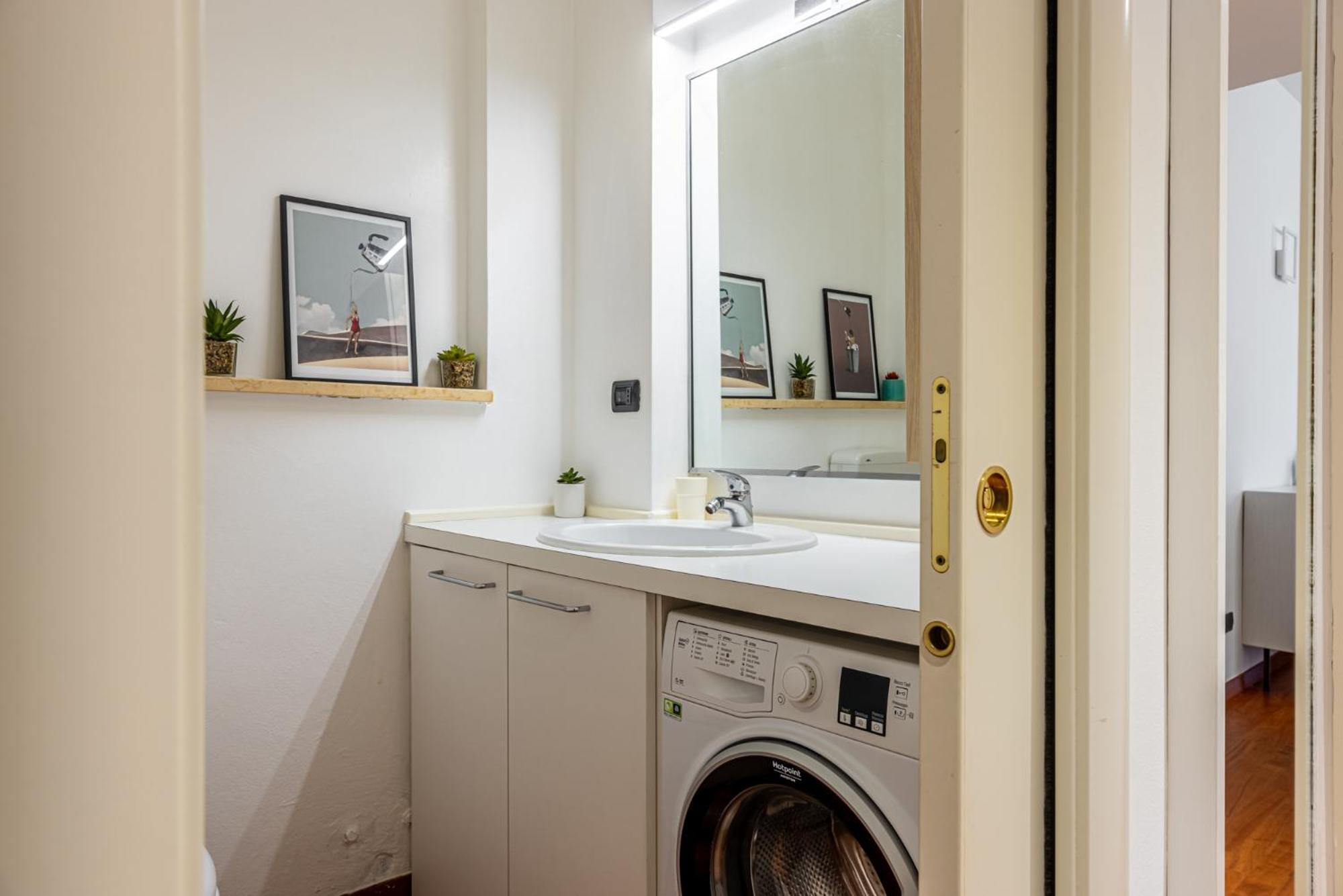 Niguarda Stylish Flat Near M5 Apartment *